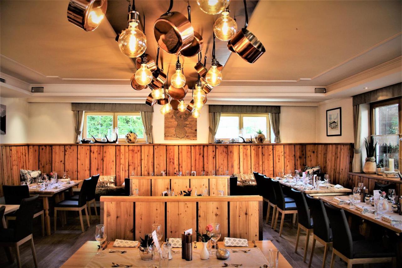 Moser-Hochkoenig Genuss Wirtshaus Hotel Maria Alm am Steinernen Meer Buitenkant foto